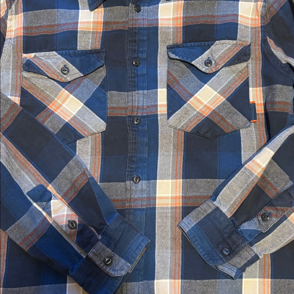 Merrell Navy Blue and Tan Plaid flannel Long-Sleeve Button-Down Shirt - Picture 6 of 9